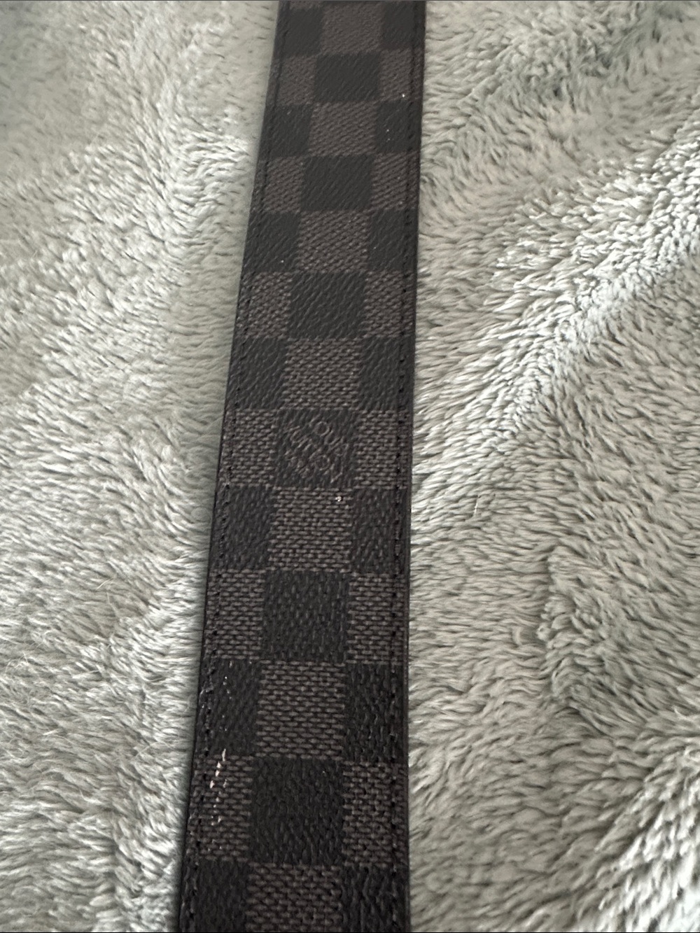 Louis Vuitton Black Damier Signature LV Buckle Men's Belt - Picture 12 of 14